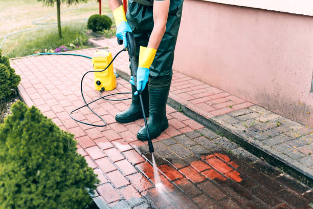 Best Garage Pressure Washing  in Syracuse, NY